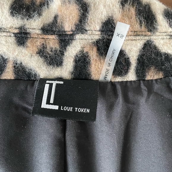 Love Token Leopard Print Coat Size XS - Picture 9 of 11